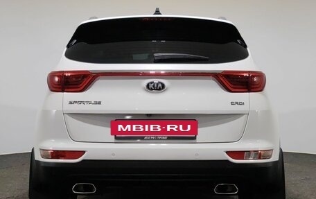 KIA Sportage IV рестайлинг, 2018 год, 2 400 000 рублей, 6 фотография