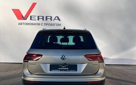 Volkswagen Tiguan II, 2019 год, 2 790 000 рублей, 5 фотография