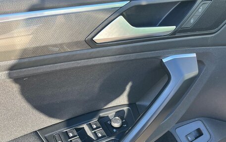 Volkswagen Tiguan II, 2019 год, 2 790 000 рублей, 9 фотография