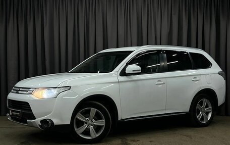 Mitsubishi Outlander III рестайлинг 3, 2014 год, 1 049 888 рублей, 1 фотография