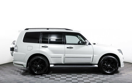 Mitsubishi Pajero IV рестайлинг 2, 2020 год, 3 790 000 рублей, 4 фотография