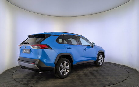 Toyota RAV4, 2019 год, 2 255 000 рублей, 5 фотография