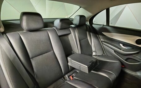 Mercedes-Benz E-Класс, 2018 год, 1 735 000 рублей, 12 фотография