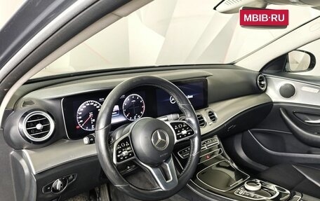 Mercedes-Benz E-Класс, 2018 год, 1 735 000 рублей, 14 фотография