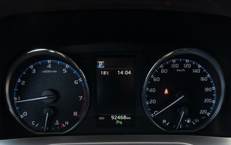 Toyota RAV4, 2019 год, 2 450 000 рублей, 12 фотография