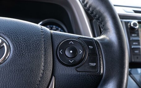 Toyota RAV4, 2019 год, 2 450 000 рублей, 18 фотография