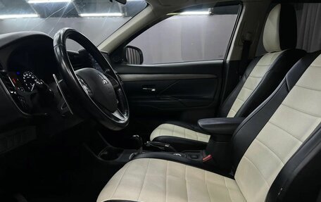 Mitsubishi Outlander III рестайлинг 3, 2014 год, 1 049 888 рублей, 7 фотография