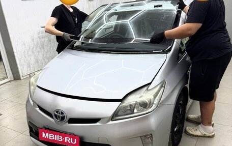 Toyota Prius, 2013 год, 1 200 000 рублей, 1 фотография