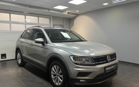 Volkswagen Tiguan II, 2020 год, 2 500 000 рублей, 3 фотография