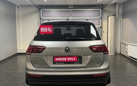 Volkswagen Tiguan II, 2020 год, 2 500 000 рублей, 5 фотография