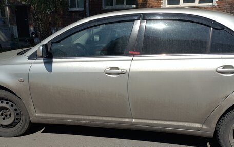 Toyota Avensis III рестайлинг, 2004 год, 282 000 рублей, 5 фотография