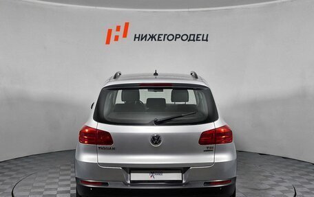 Volkswagen Tiguan I, 2012 год, 933 000 рублей, 6 фотография