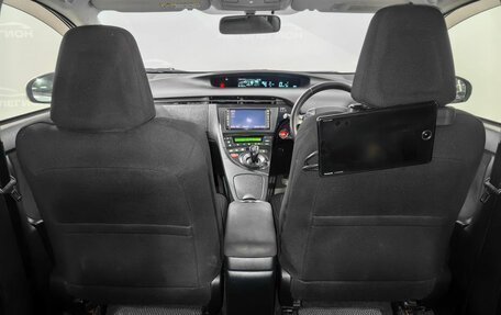 Toyota Prius, 2015 год, 1 399 000 рублей, 15 фотография