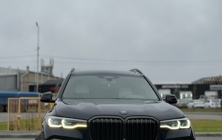 BMW X7, 2019 год, 7 100 000 рублей, 2 фотография