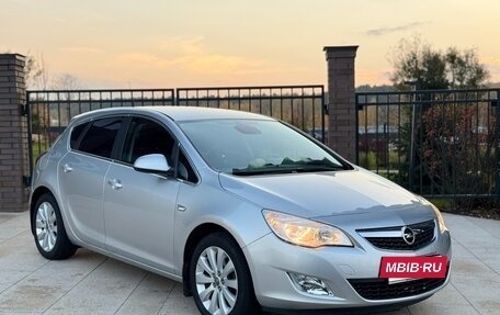 Opel Astra J, 2012 год, 670 000 рублей, 3 фотография