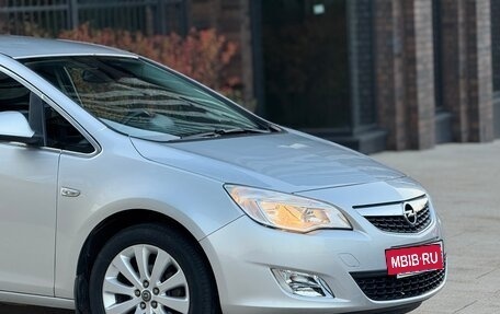 Opel Astra J, 2012 год, 670 000 рублей, 13 фотография