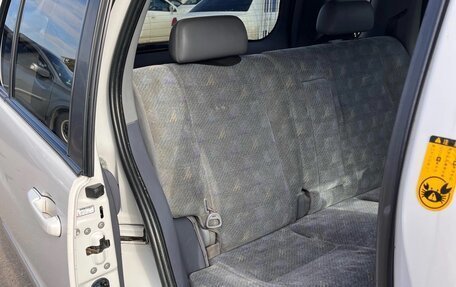 Toyota Raum I, 1999 год, 330 000 рублей, 12 фотография