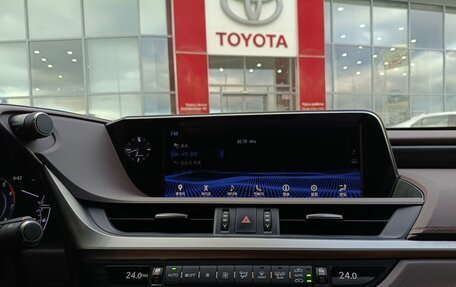 Lexus ES VII, 2018 год, 4 200 000 рублей, 12 фотография