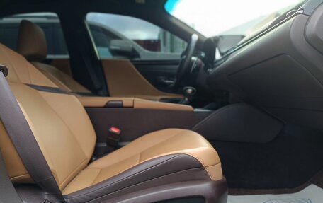 Lexus ES VII, 2018 год, 4 200 000 рублей, 15 фотография