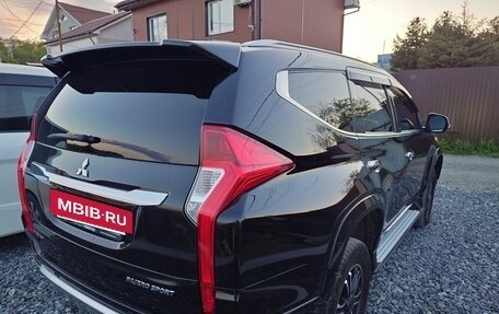Mitsubishi Pajero Sport III рестайлинг, 2017 год, 2 900 000 рублей, 8 фотография