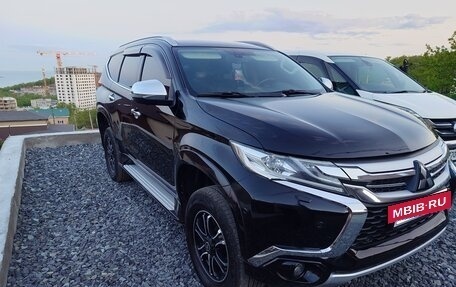Mitsubishi Pajero Sport III рестайлинг, 2017 год, 2 900 000 рублей, 14 фотография