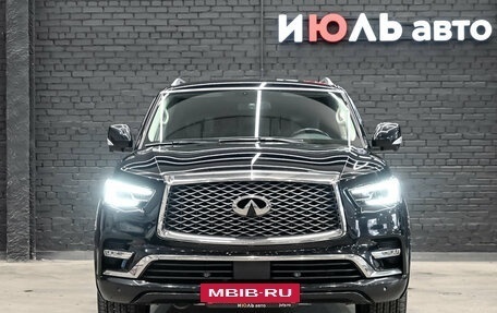 Infiniti QX80 I рестайлинг, 2019 год, 5 000 000 рублей, 2 фотография
