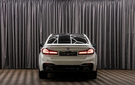 BMW 5 серия, 2019 год, 2 995 000 рублей, 5 фотография