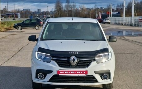 Renault Logan II, 2018 год, 699 000 рублей, 3 фотография