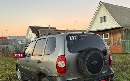 Chevrolet Niva I рестайлинг, 2011 год, 355 000 рублей, 5 фотография