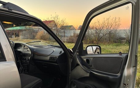 Chevrolet Niva I рестайлинг, 2011 год, 355 000 рублей, 8 фотография