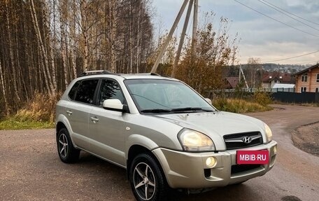 Hyundai Tucson III, 2008 год, 900 000 рублей, 1 фотография