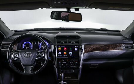 Toyota Camry, 2016 год, 2 090 000 рублей, 14 фотография
