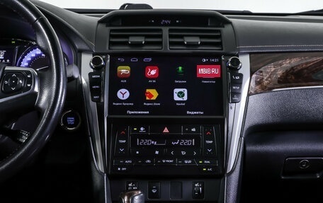 Toyota Camry, 2016 год, 2 090 000 рублей, 13 фотография