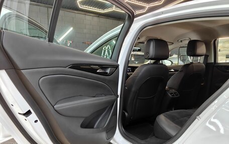 Opel Insignia II рестайлинг, 2019 год, 2 100 000 рублей, 26 фотография