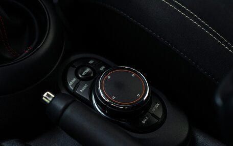 MINI Hatch, 2017 год, 2 050 000 рублей, 23 фотография