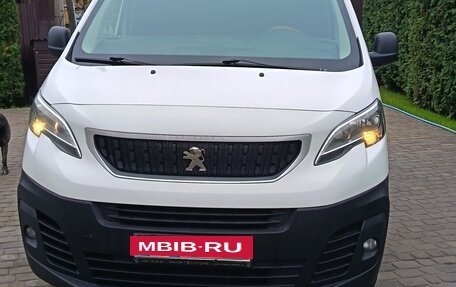 Peugeot Expert, 2018 год, 1 600 000 рублей, 9 фотография