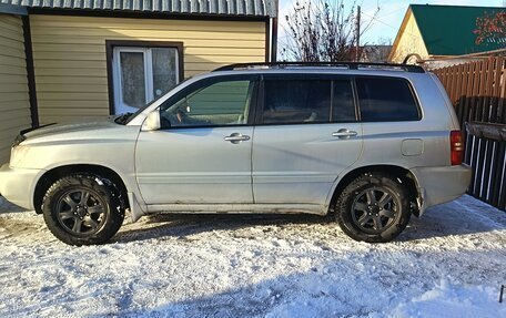 Toyota Highlander III, 2002 год, 1 000 000 рублей, 3 фотография