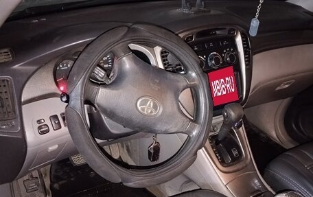 Toyota Highlander III, 2002 год, 1 000 000 рублей, 4 фотография