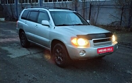 Toyota Highlander III, 2002 год, 1 000 000 рублей, 11 фотография