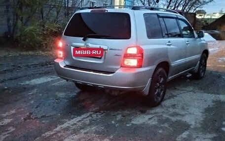 Toyota Highlander III, 2002 год, 1 000 000 рублей, 12 фотография