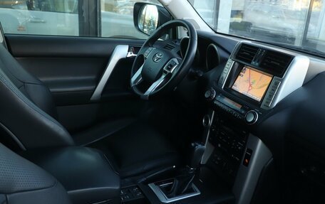 Toyota Land Cruiser Prado 150 рестайлинг, 2013 год, 3 366 000 рублей, 6 фотография