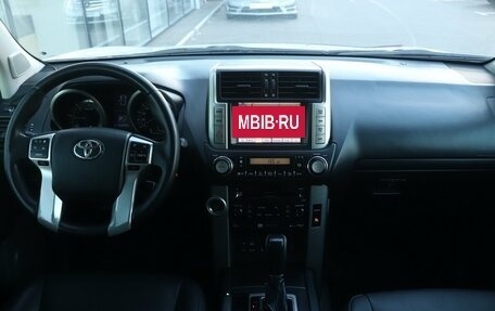 Toyota Land Cruiser Prado 150 рестайлинг, 2013 год, 3 366 000 рублей, 7 фотография