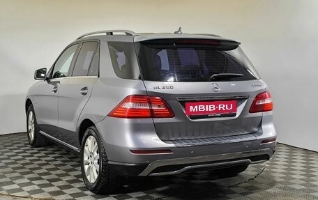 Mercedes-Benz M-Класс, 2012 год, 1 900 000 рублей, 6 фотография