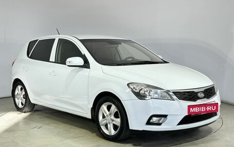 KIA cee'd I рестайлинг, 2010 год, 610 000 рублей, 4 фотография
