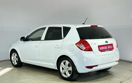 KIA cee'd I рестайлинг, 2010 год, 610 000 рублей, 10 фотография
