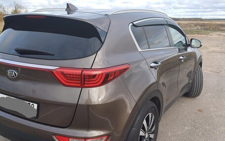 KIA Sportage IV рестайлинг, 2017 год, 1 950 000 рублей, 2 фотография