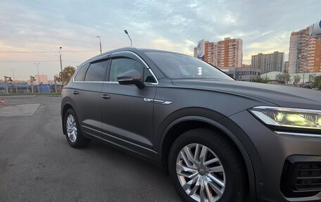 Volkswagen Touareg III, 2019 год, 5 750 000 рублей, 4 фотография