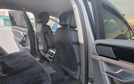 Volkswagen Touareg III, 2019 год, 5 750 000 рублей, 21 фотография