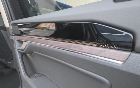 Volkswagen Touareg III, 2019 год, 5 750 000 рублей, 20 фотография
