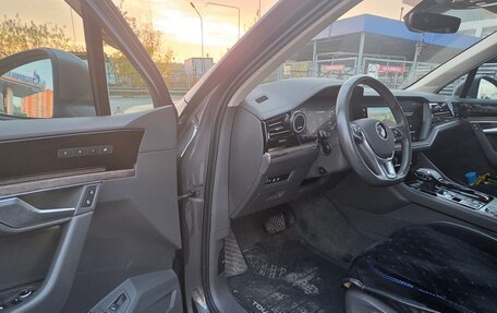 Volkswagen Touareg III, 2019 год, 5 750 000 рублей, 19 фотография